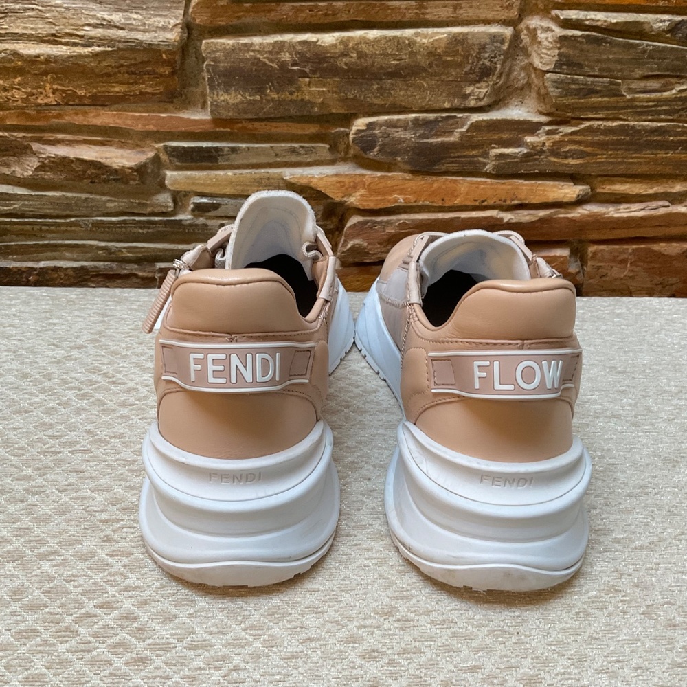 Fendi Flow Neutrals Sneakers (8.0) - Picture 5 of 8